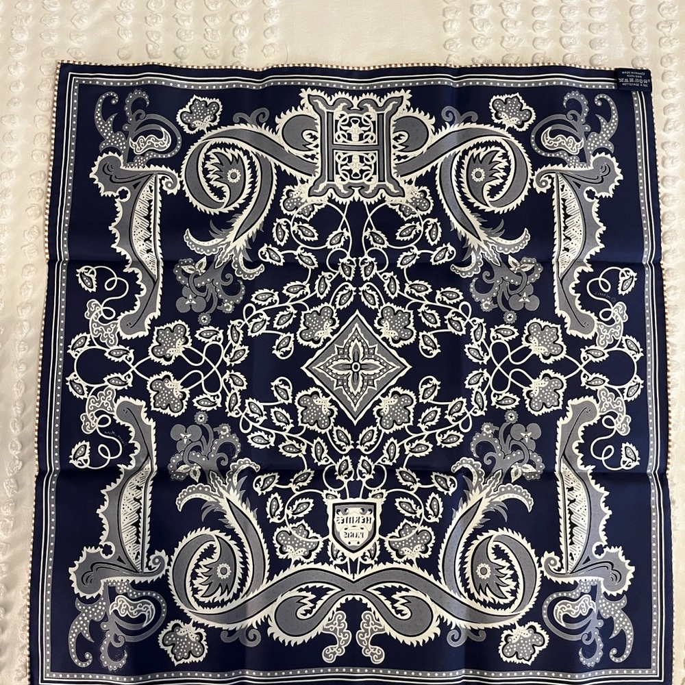 Hermès H Enlumine bandana 55 - Picture 5 of 5